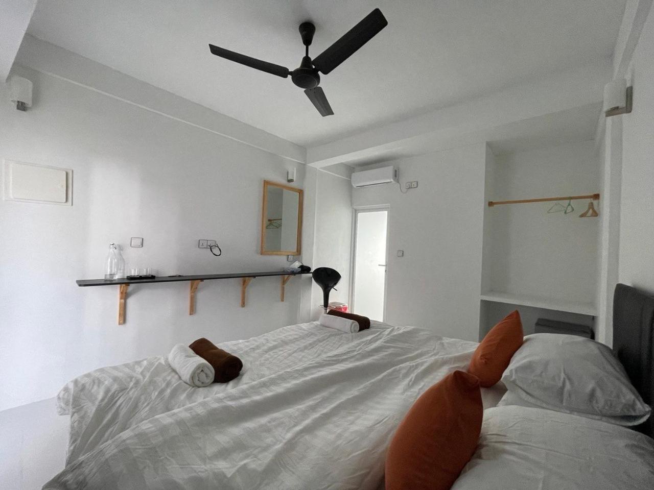 Dacha Thoddoo White Sand Екстериор снимка